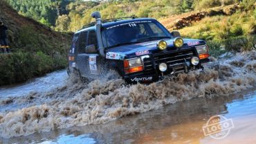 Aventura com 4x4 - Troller