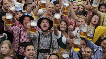 CURITIBA, BLUMENAU(OKTOBERFEST), BALNEÁRIO CAMBORIÚ E BETO CARRERO