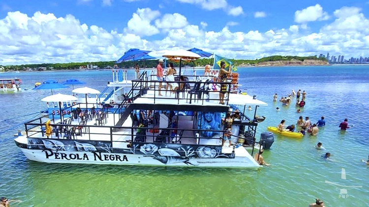 Piscinas do Seixas no P&eacute;rola Negra
