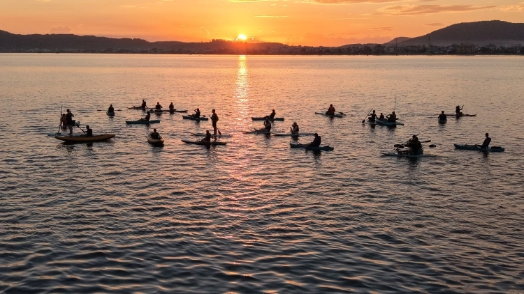 Nascer do sol at&eacute; a Ilha do Franc&ecirc;s 