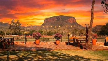 SUNSET NAS ALTURAS &ndash; VINHO, BRASA E M&Uacute;SICA NO CARNAVAL DO TERROIR PANTANAL