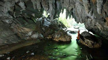 Trilha nas Cavernas do Petar - Janeiro