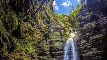 Paraná e seus encantos: Buraco do Padre, Vila Velha, Ilha do Mel e Curitiba