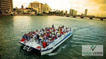 Passeio de Catamarã em Recife com transfers privativo