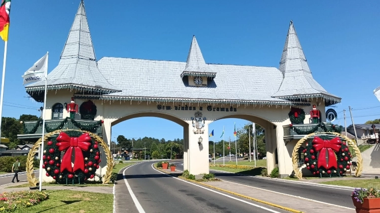 Bate & Volta Porto Alegre para Gramado e Canela com City Tour - Compartilhado