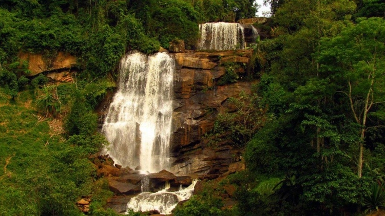 CACHOEIRA DA VOV&Oacute; LUCIA & CACHOEIRA DE MATILDE