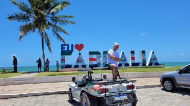 Passeio de buggy para 2 pessoas no Centro Histórico de Santa Cruz Cabrália