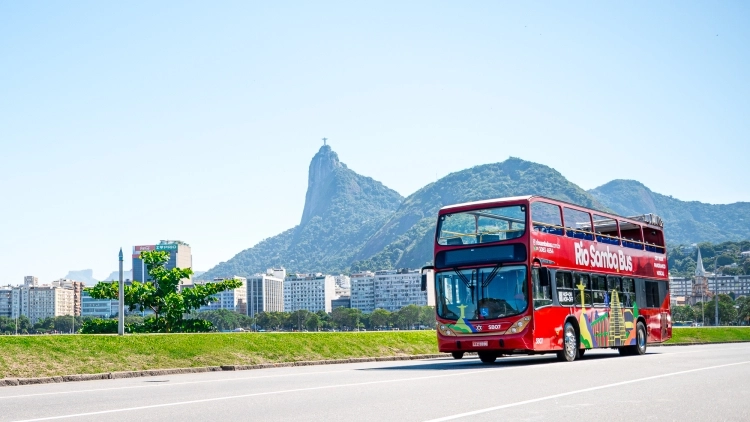 Super Ticket - Rota 1 City Tour Panor&acirc;mico Hop-on Hop-off por 48h + Rota 2 City Tour Nightlife 