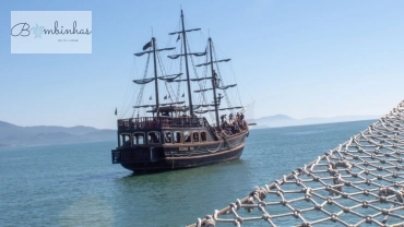 Barco Pirata Porto Belo - Caixa D’aço SEM ILHA