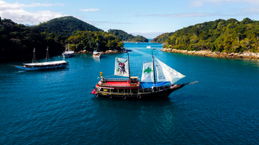 Passeio de Barco: Saída do centro de Angra dos Reis