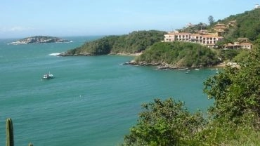 PRAIA DE BACUTIA 