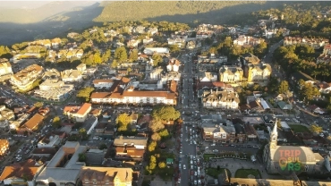 Transfer VOLTA (Gramado ou Canela/Porto Alegre) 5 a 6 passageiros