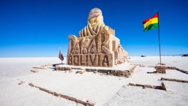 SALAR DE UYUNI REGULAR - 4 DIAS E 3 NOITES / FINALIZANDO EM  SAN PEDRO DE ATACAMA