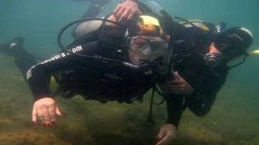 BATISMO DE MERGULHO: SEPULTURA OU RIBEIRO