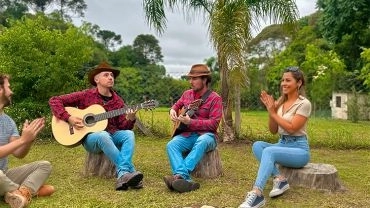 Viola no Campo + Sapecada de Pinh&atilde;o