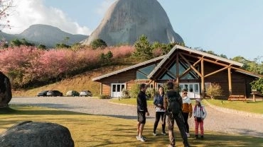 Trilha Guiada - O Encontro da Pedra Azul (com piquenique)