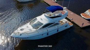 Phantom 380 (13 pessoas)