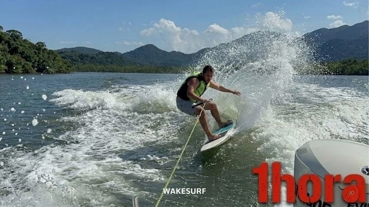 Experi&ecirc;ncia Wakesurf (1 hora)