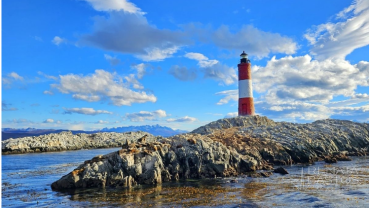 Navega&ccedil;&atilde;o Canal Beagle- Lobos, Aves e Farol