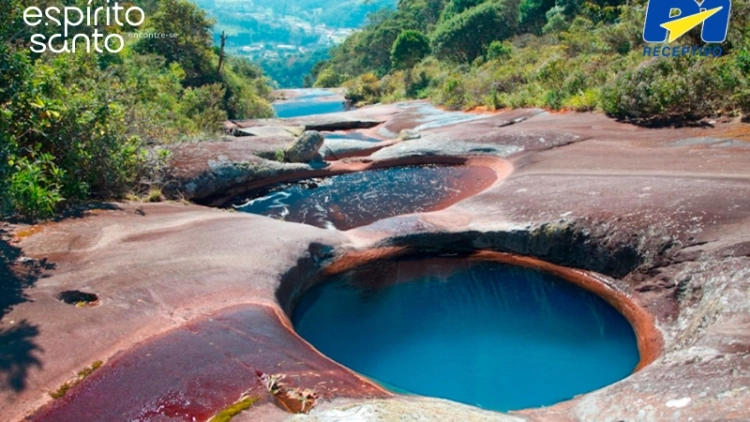 Pedra Azul - Voo de Bal&atilde;o + Alquimia do Caf&eacute; - 4 Pessoas - Privativo