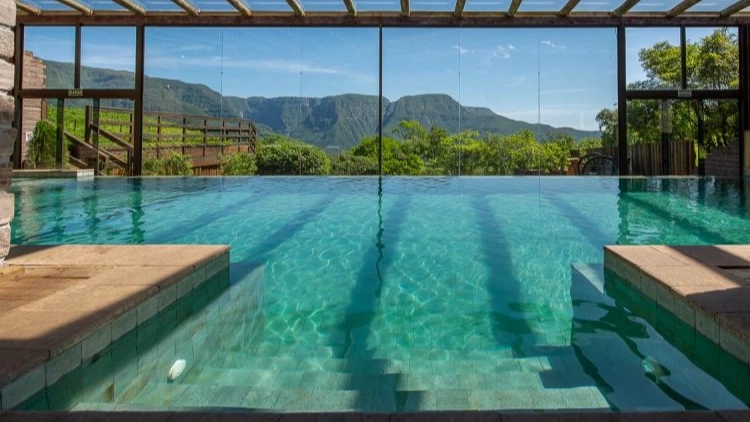 Uso da Piscina na Morada dos Canyons