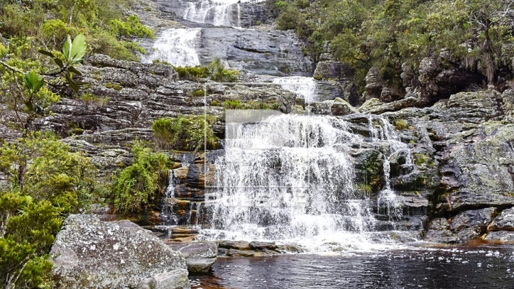 Santu&aacute;rio do Cara&ccedil;a - Cachoeira Cascatinha - Prainha e Mirante do Cruzeiro 